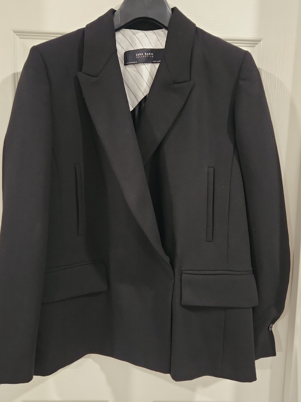 Zara Basic Black Double Breasted Blazer Jacket Size M Medium EUC Striped Lining